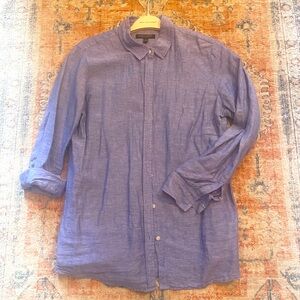 Banana Republic Blue Chambray Button-Up Shirt